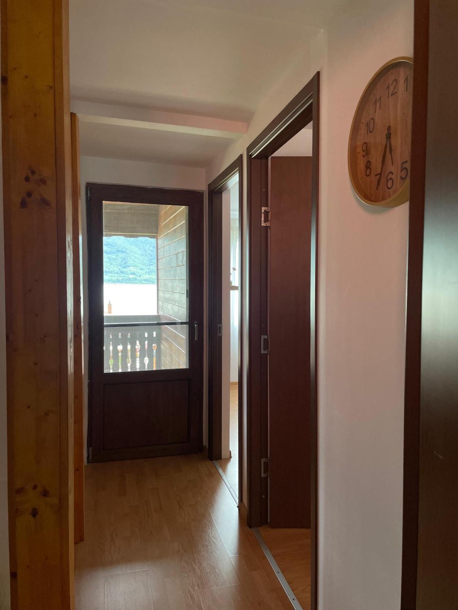 Villa Casa Melania à Ieşelniţa Extérieur photo